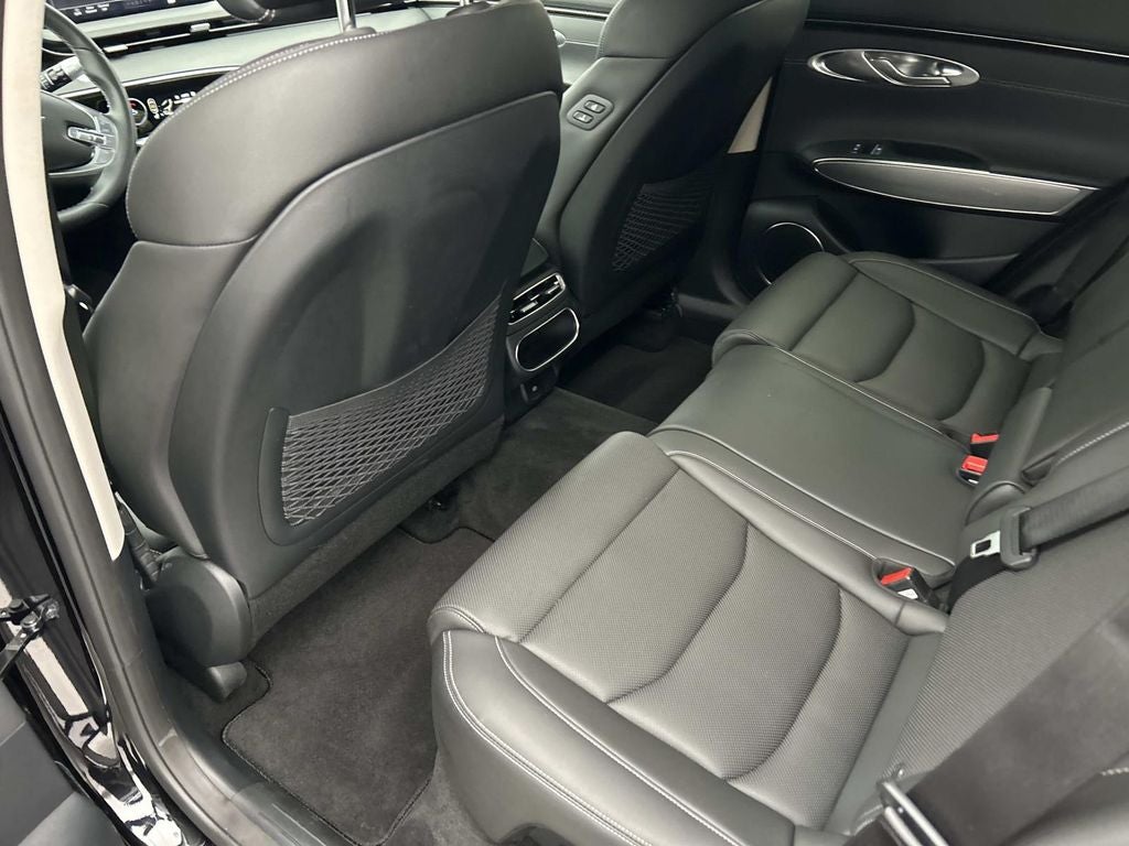 2024 Genesis GV70 2.5T