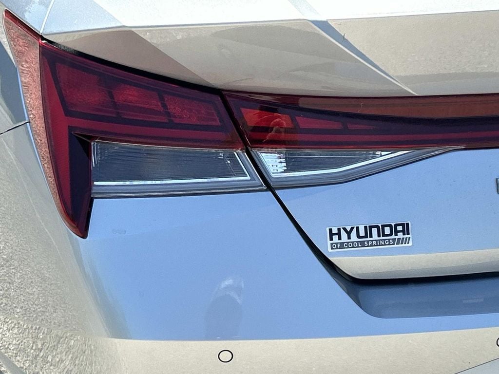 2022 Hyundai Elantra Limited