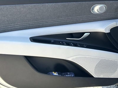 2022 Hyundai Elantra Limited