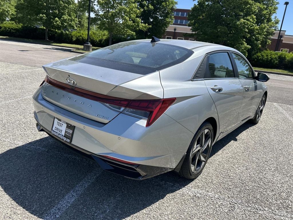 2022 Hyundai Elantra Limited