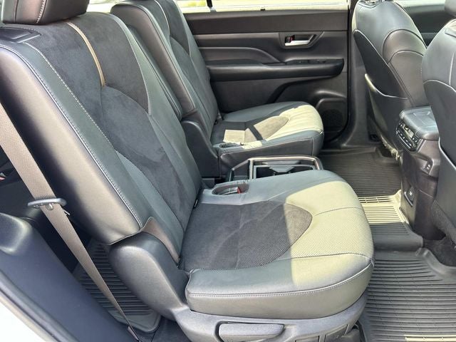 2024 Toyota Grand Highlander Hybrid MAX Platinum