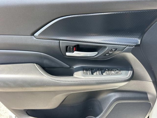 2024 Toyota Grand Highlander Hybrid MAX Platinum