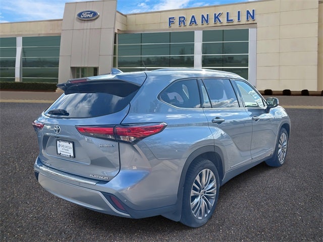 2020 Toyota Highlander Hybrid Platinum
