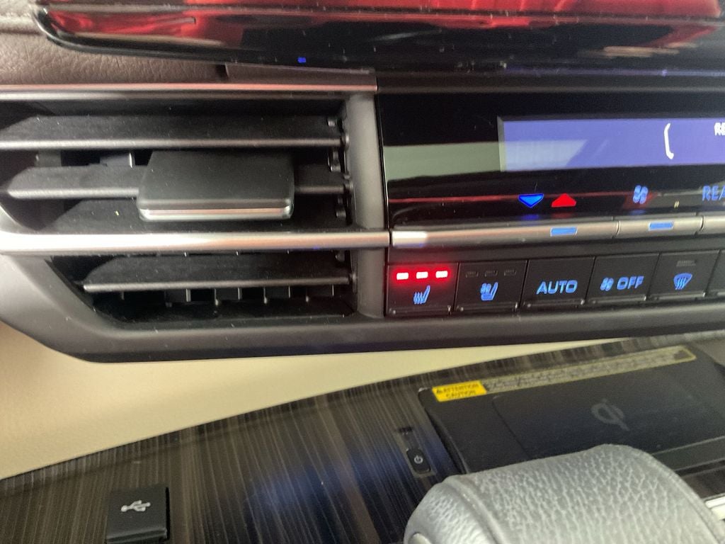 2021 Toyota Sienna Platinum 7 Passenger