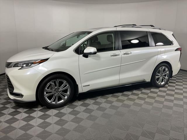 2021 Toyota Sienna Platinum 7 Passenger