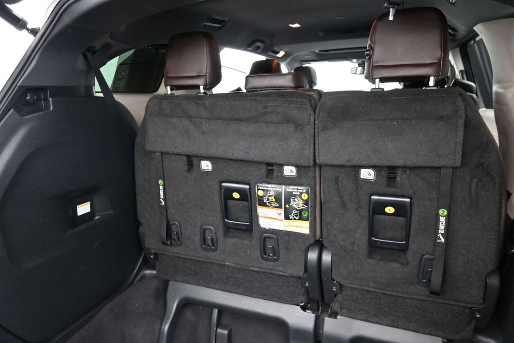 2021 Toyota Sienna Platinum 7 Passenger