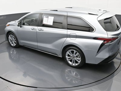 2021 Toyota Sienna Platinum 7 Passenger