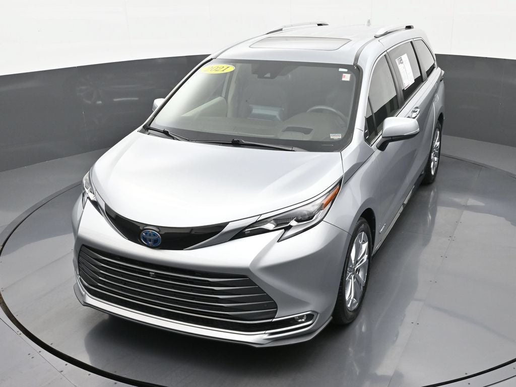 2021 Toyota Sienna Platinum 7 Passenger
