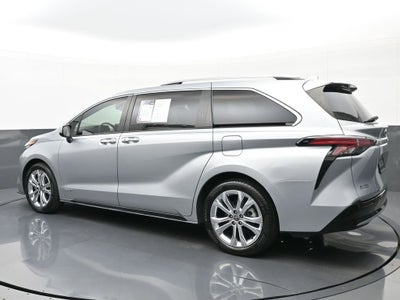 2021 Toyota Sienna Platinum 7 Passenger