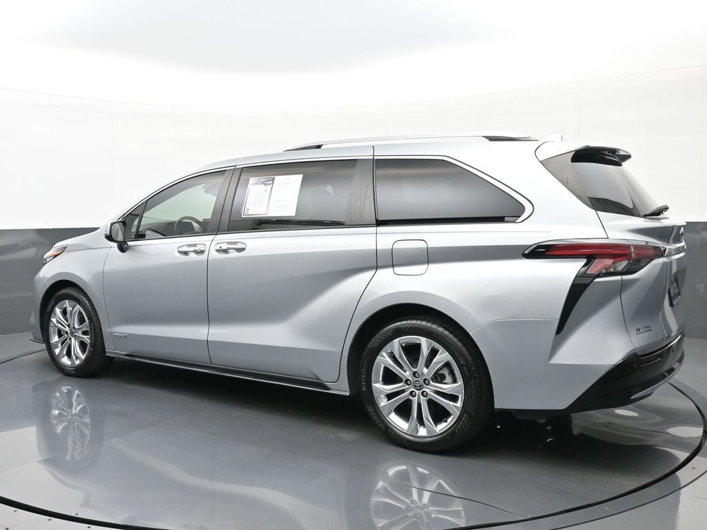 2021 Toyota Sienna Platinum 7 Passenger