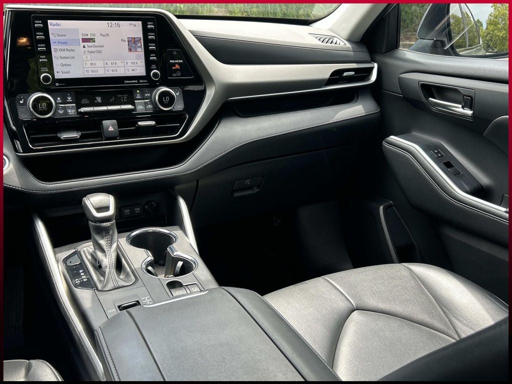 2021 Toyota Highlander XLE