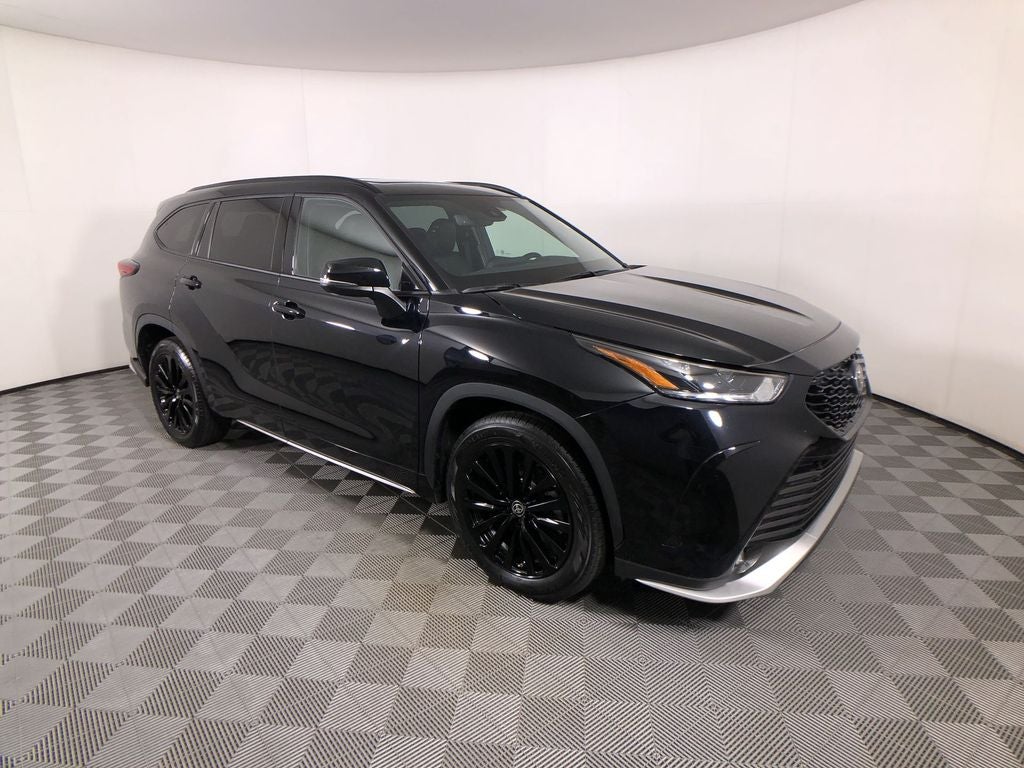 2023 Toyota Highlander XSE
