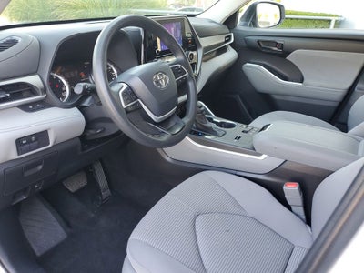 2023 Toyota Highlander L