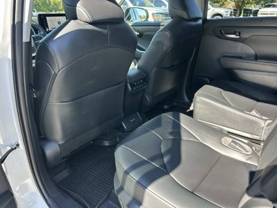 2023 Toyota Highlander XLE