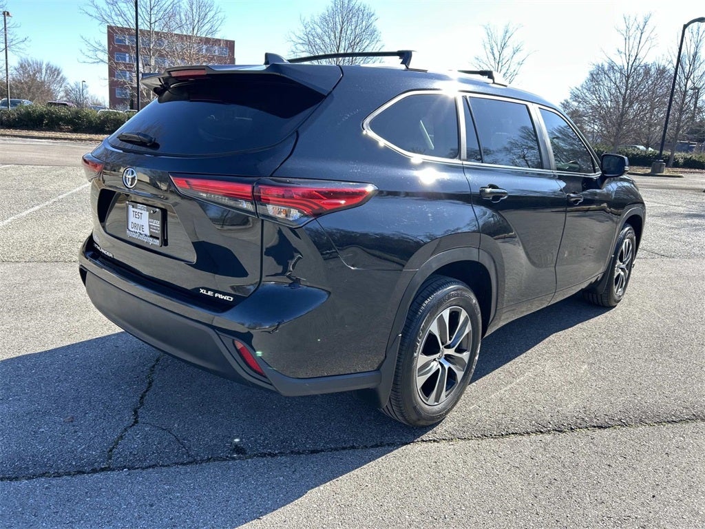 2023 Toyota Highlander XLE