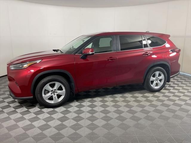 2024 Toyota Highlander LE