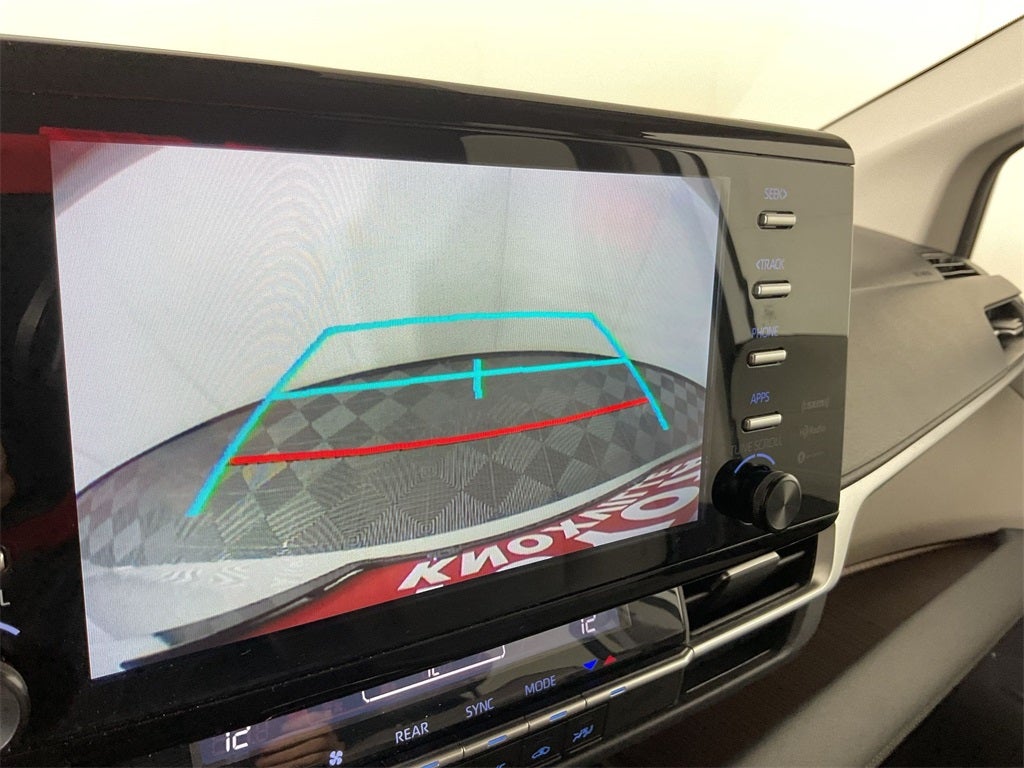 2024 Toyota Sienna LE 8 Passenger