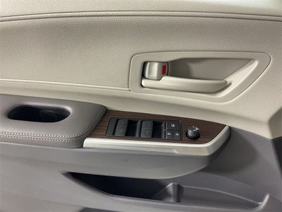 2024 Toyota Sienna LE 8 Passenger