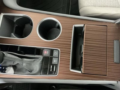 2024 Toyota Sienna LE 8 Passenger