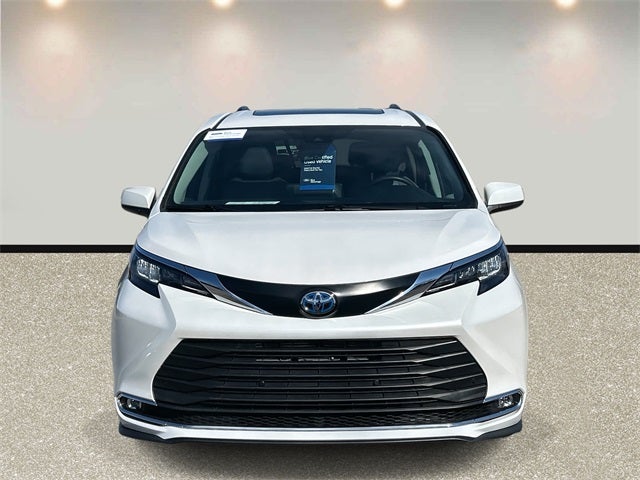 2024 Toyota Sienna XLE