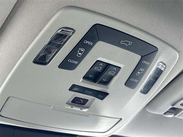 2024 Toyota Sienna XLE 7 Passenger