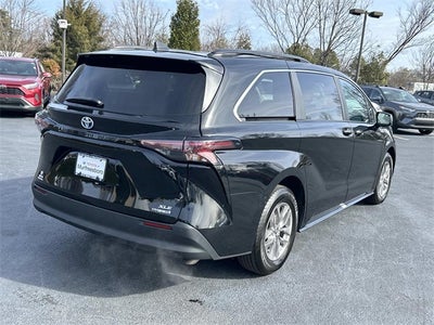 2024 Toyota Sienna XLE 7 Passenger