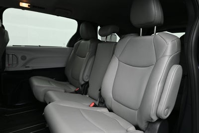 2026 Toyota Sienna XLE 8 Passenger