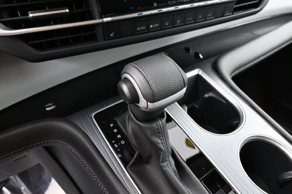 2026 Toyota Sienna XLE 8 Passenger