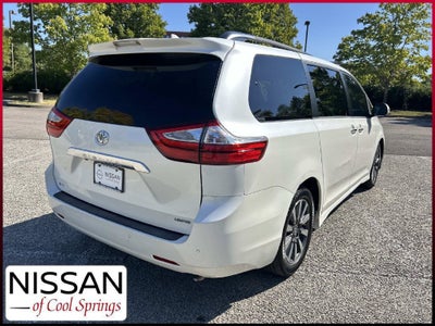 2018 Toyota Sienna Limited 7 Passenger