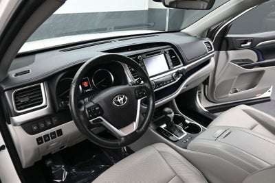 2017 Toyota Highlander Limited Platinum