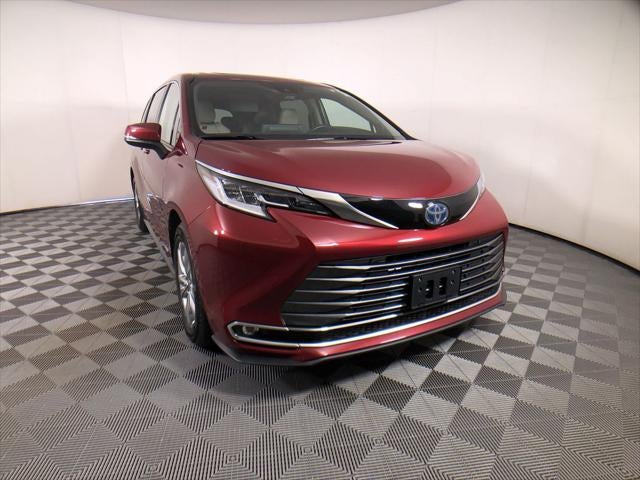 2021 Toyota Sienna Limited 7 Passenger