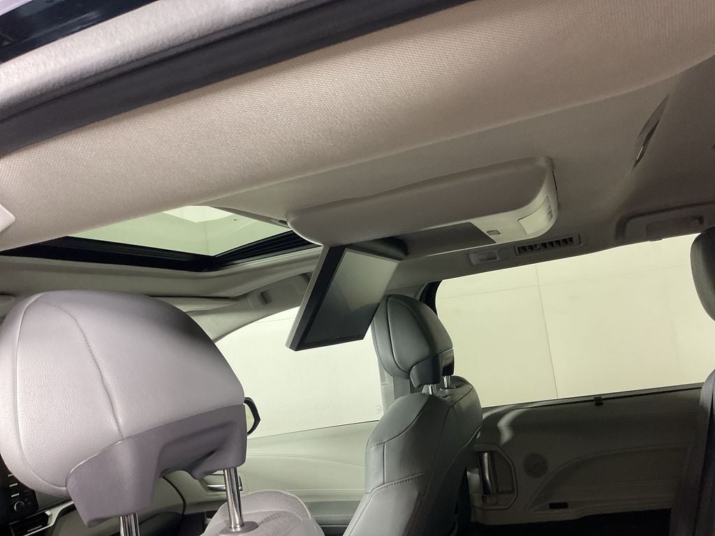 2023 Toyota Sienna Limited 7 Passenger