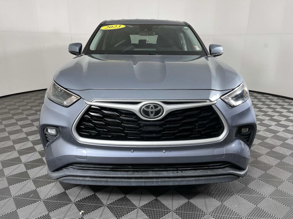 2022 Toyota Highlander LE