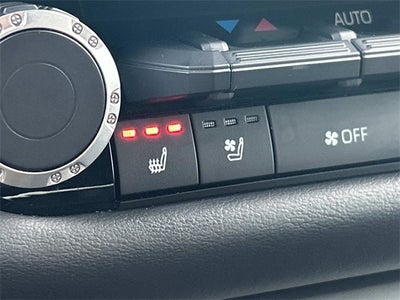 2023 Toyota Tundra Hybrid Platinum