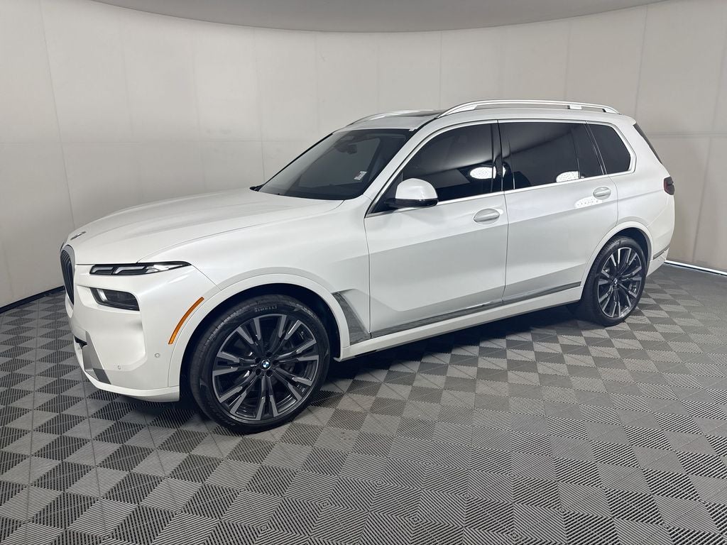 2025 BMW X7 xDrive40i
