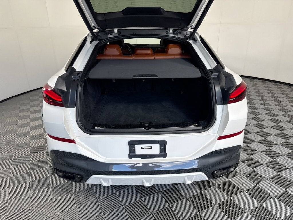 2023 BMW X6 xDrive40i