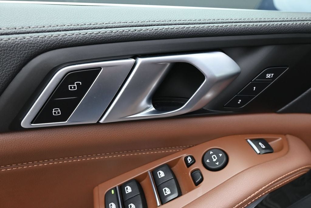 2023 BMW X5 xDrive45e