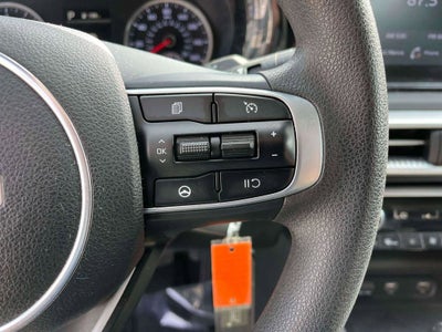 2022 Kia K5 LX