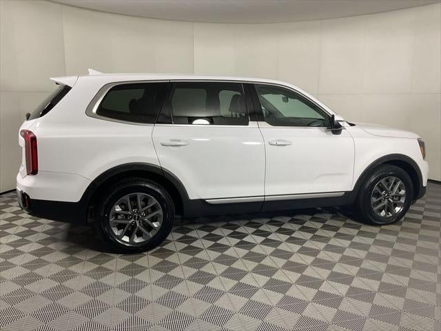2023 Kia Telluride LX