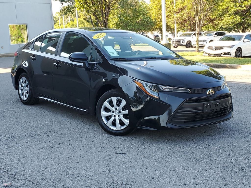2025 Toyota Corolla LE