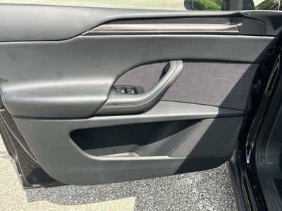 2024 Tesla Model X Base