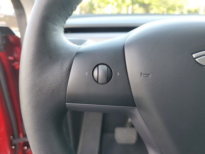 2025 Tesla Model Y Long Range