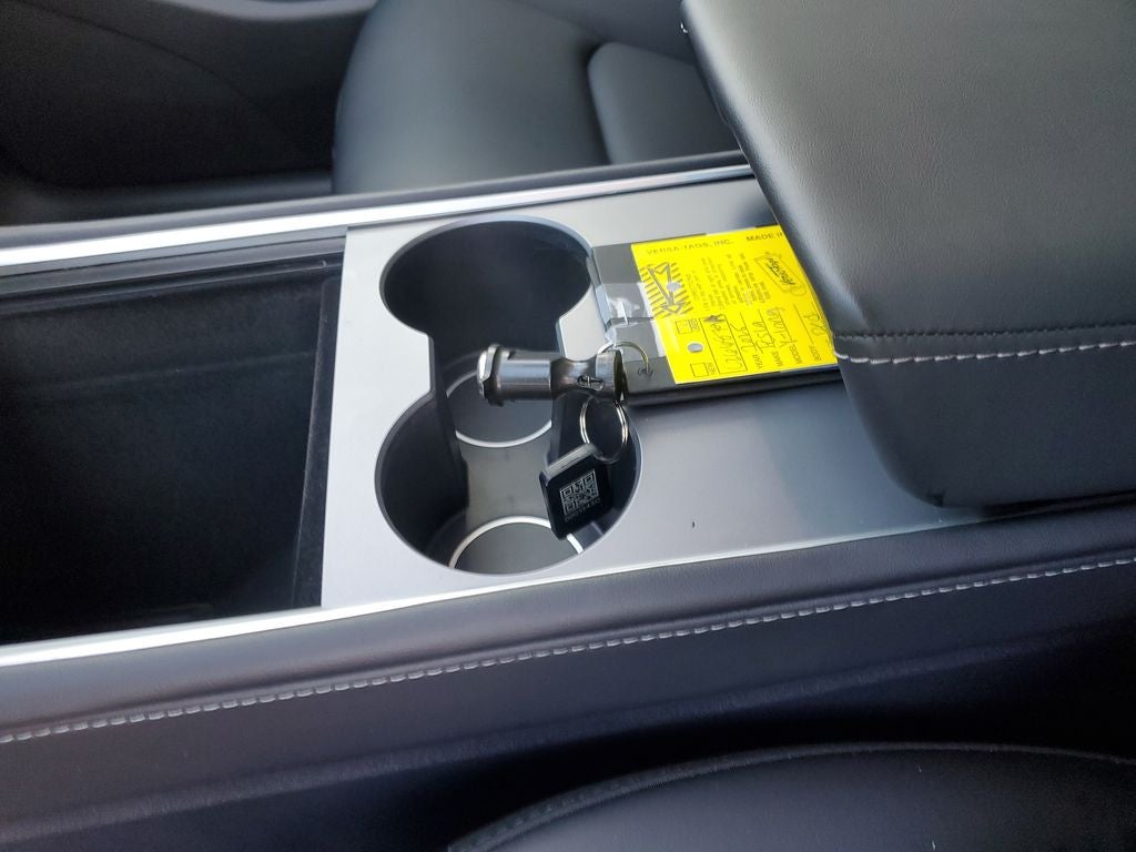 2025 Tesla Model Y Long Range
