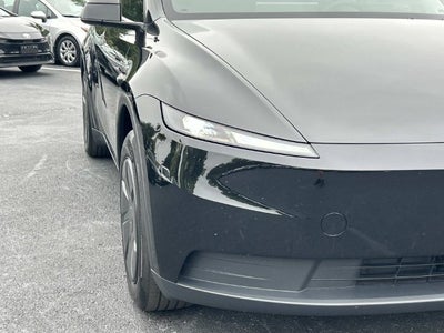 2026 Tesla Model Y Standard Range Standard