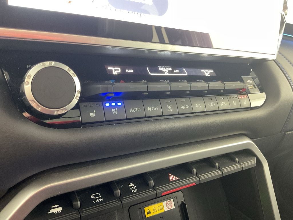 2024 Toyota Sequoia Platinum