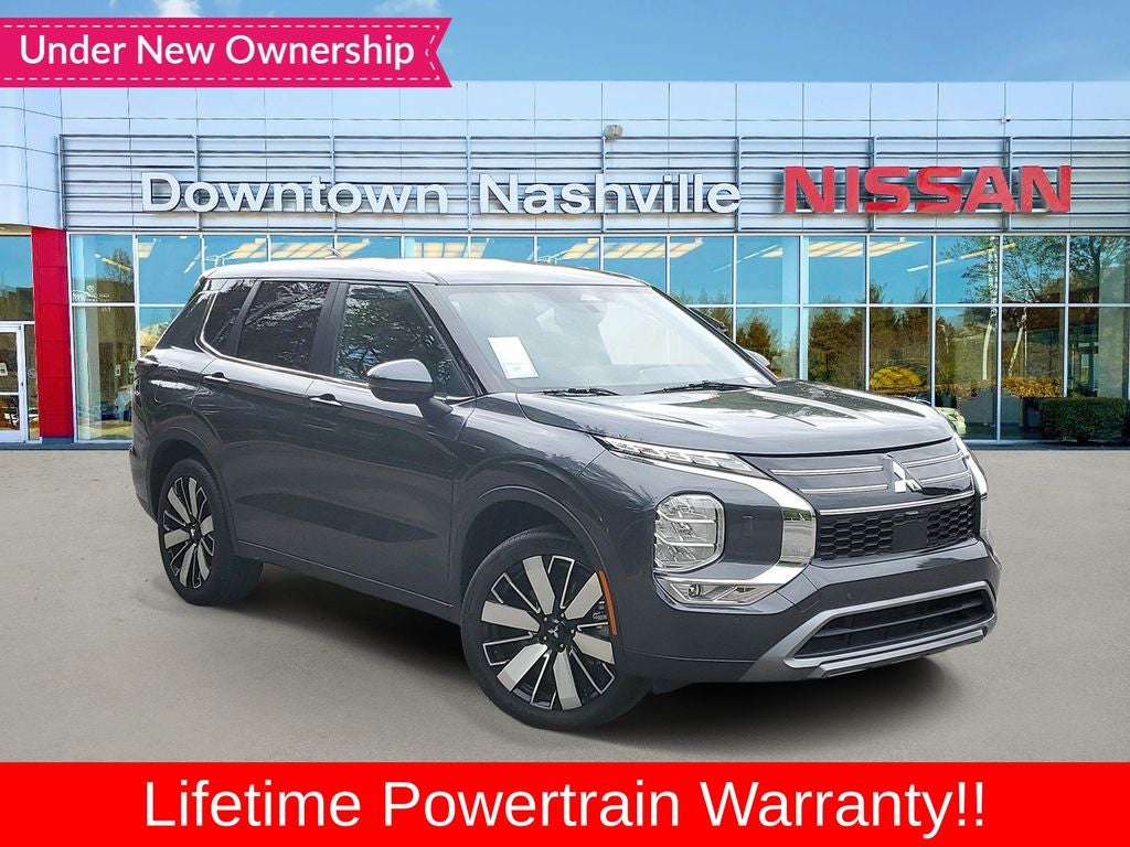 2025 Mitsubishi Outlander SE