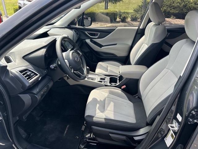 2023 Subaru Forester Base