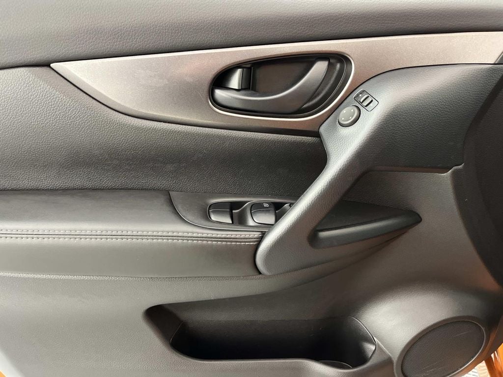 2022 Nissan Rogue Sport S