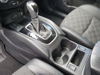 2022 Nissan Rogue Sport SV