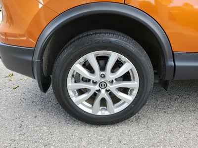 2022 Nissan Rogue Sport SV